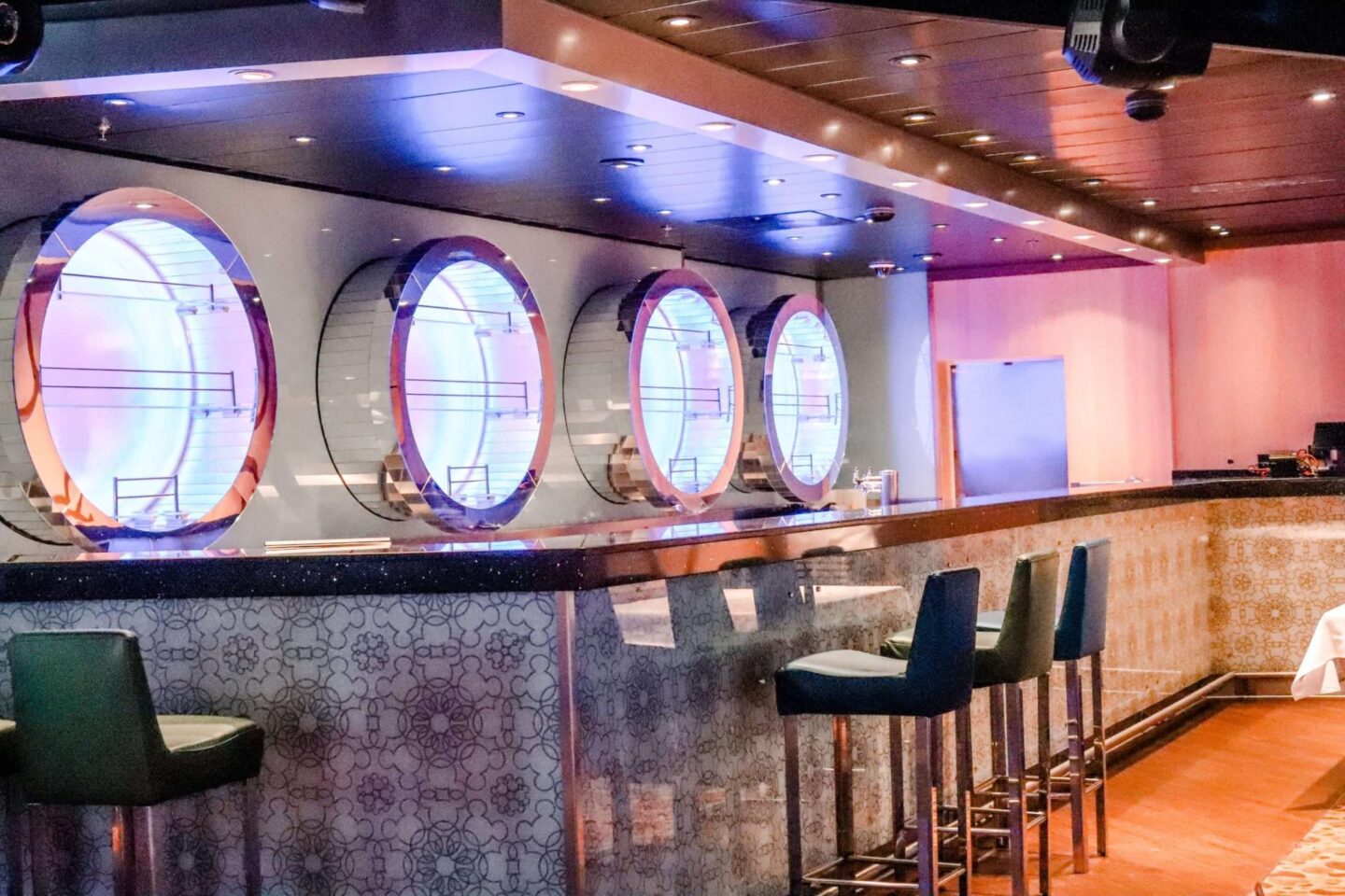 Disney Cruise Lounge Wonder