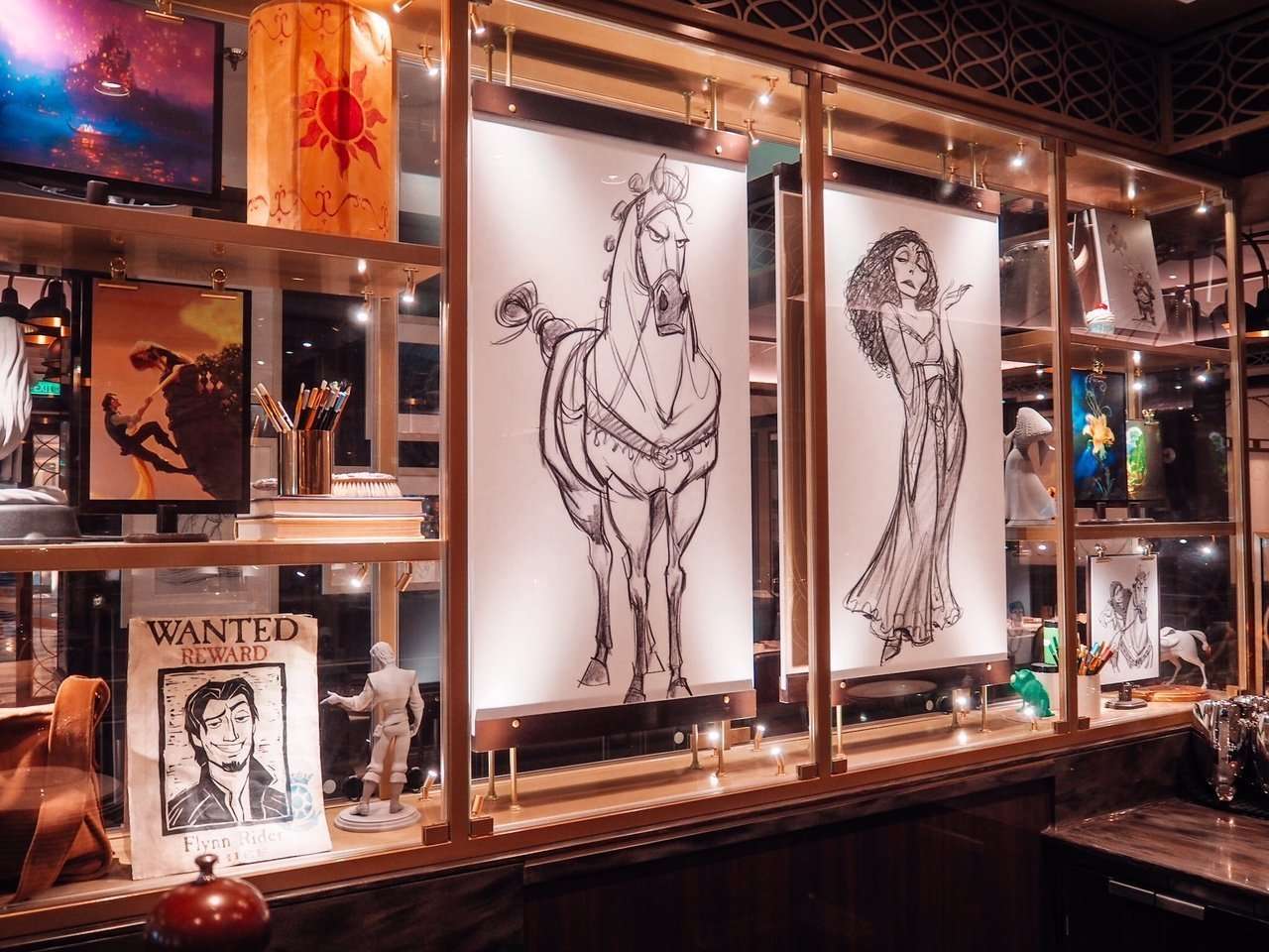 1923 Tangled display