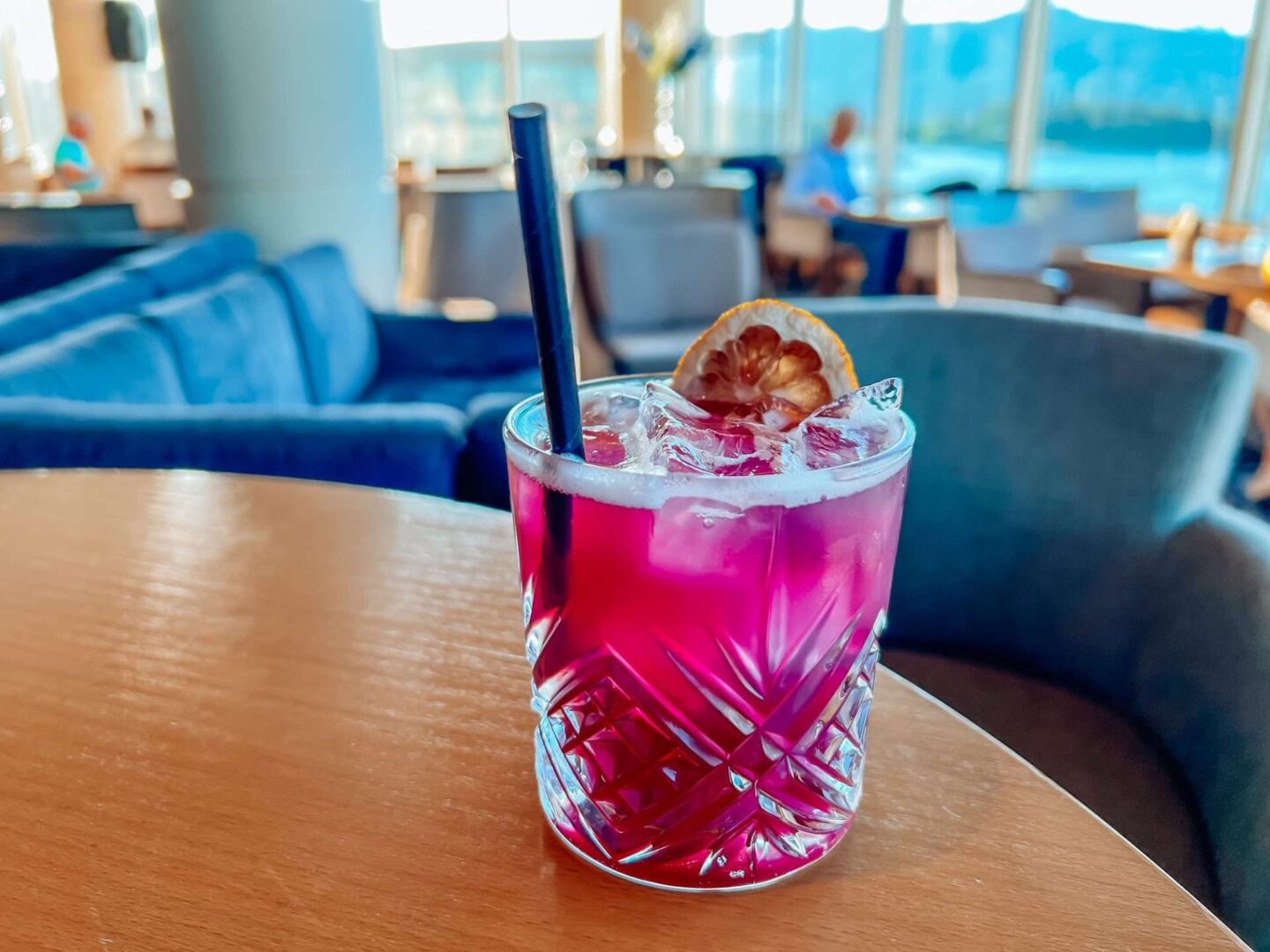 Drinks at Coal Harbour Bar