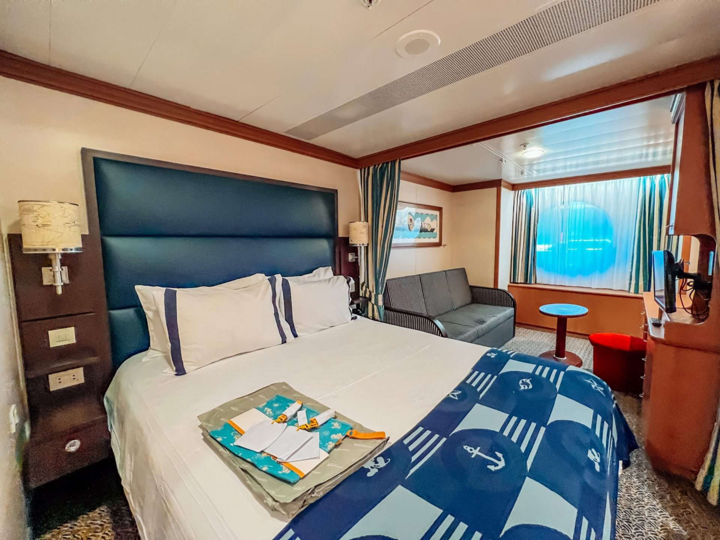 Rooms on a Disney Cruise Wonder Porthole