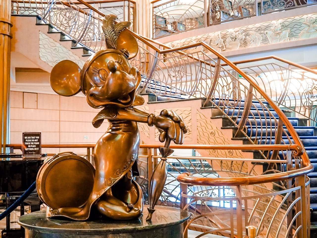 Minnie Mademoiselle Statue on the Disney Fantasy