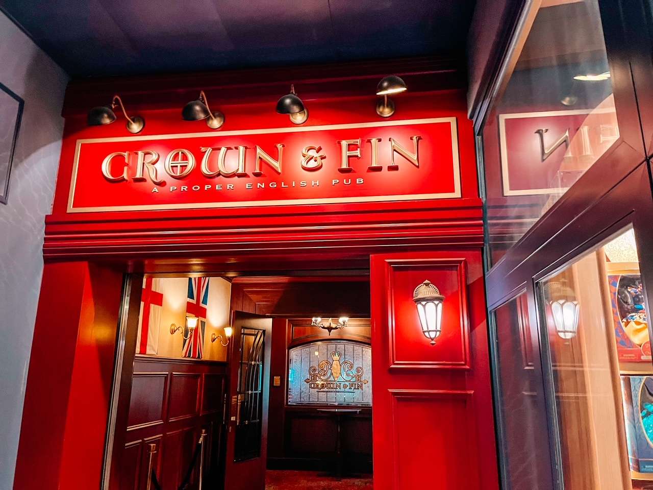 Crown and Fin Pub on Disney Cruise Wonder Lounge