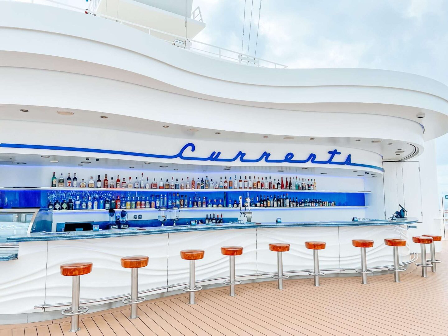 Currents Pool Bar Adult Deck Disney Cruise