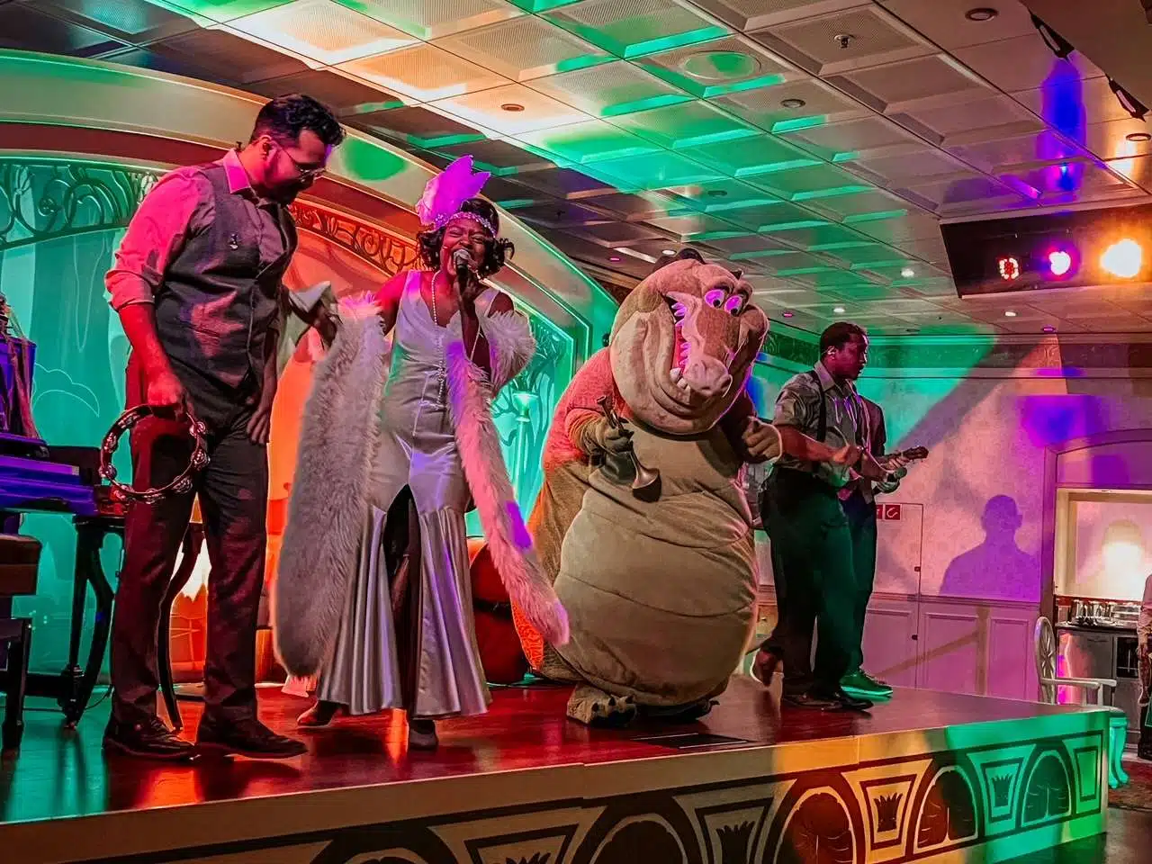 Tiana's Place Show with Ray Disney Wonder