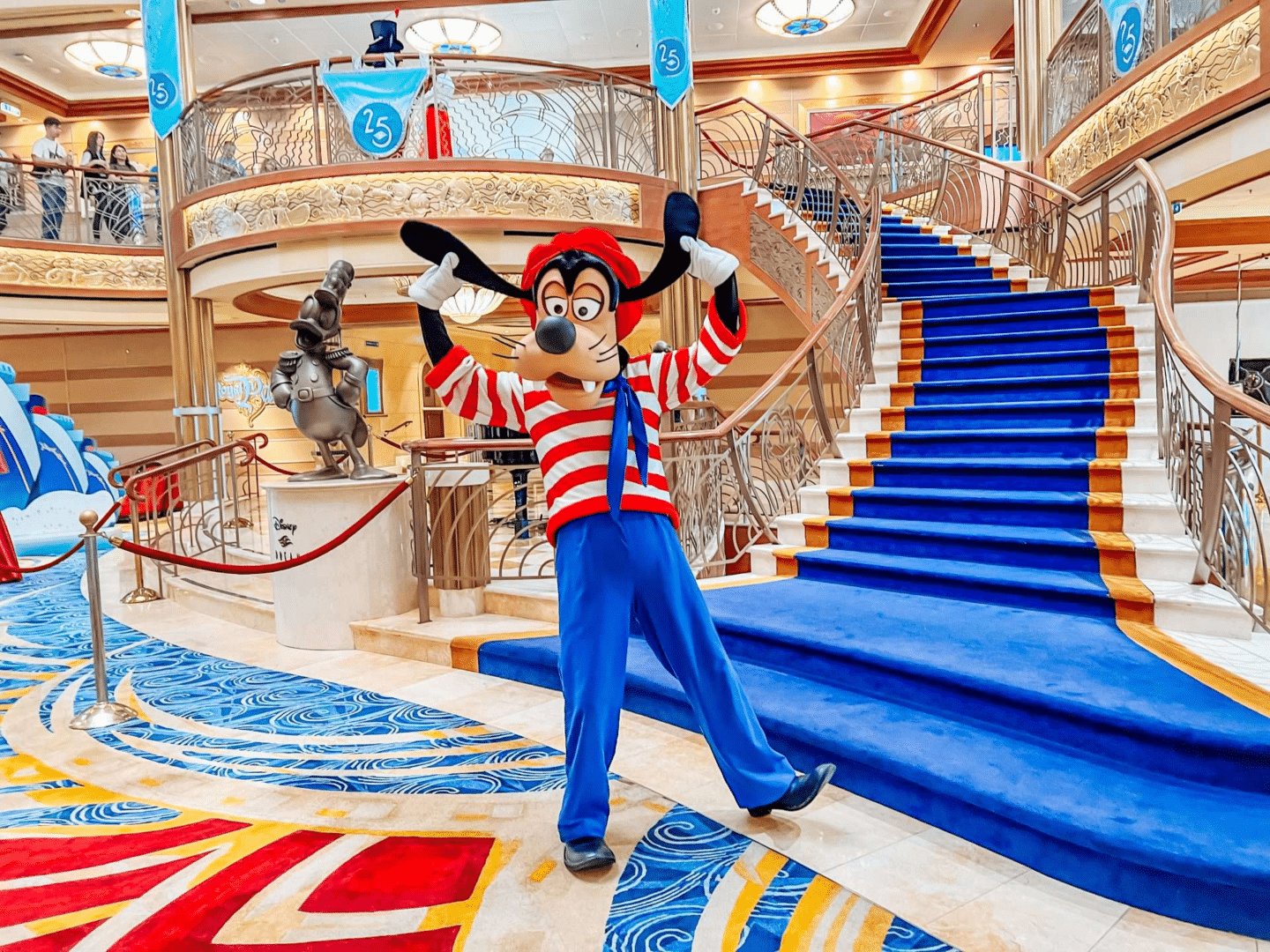 Goofy on a Disney Cruise Meet and Greet