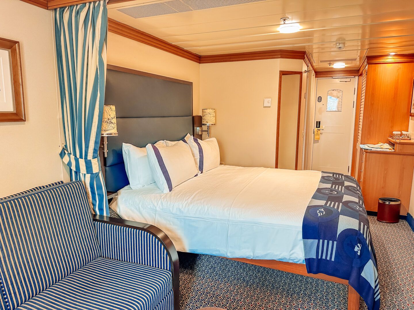 Disney Magic Stateroom with one large porthole. Stateroom 2588