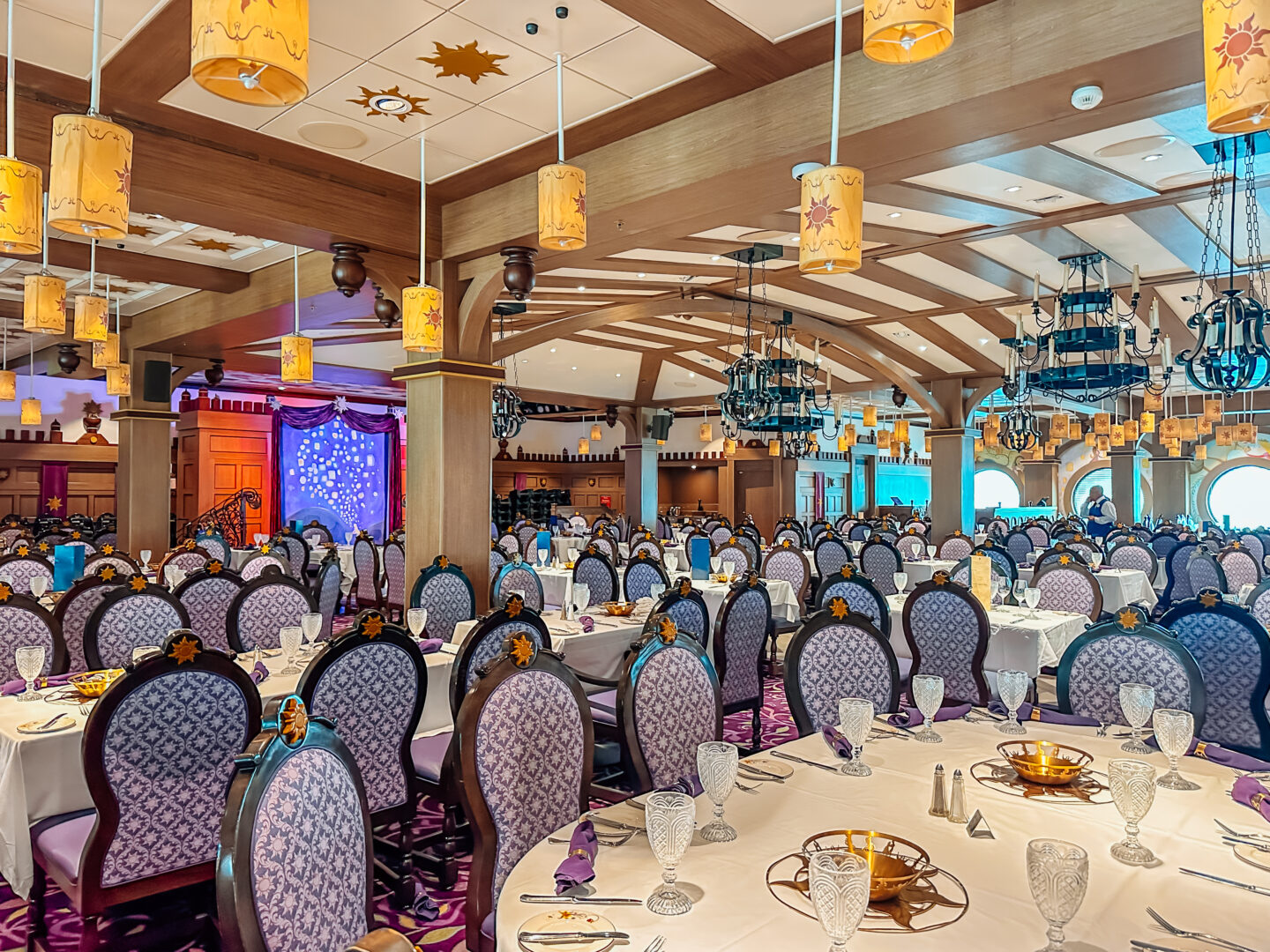 Rapunzel's Royal Table on the Disney Magic, Disney Magic dinner and a show with Rapunzel and Flynn Ryder