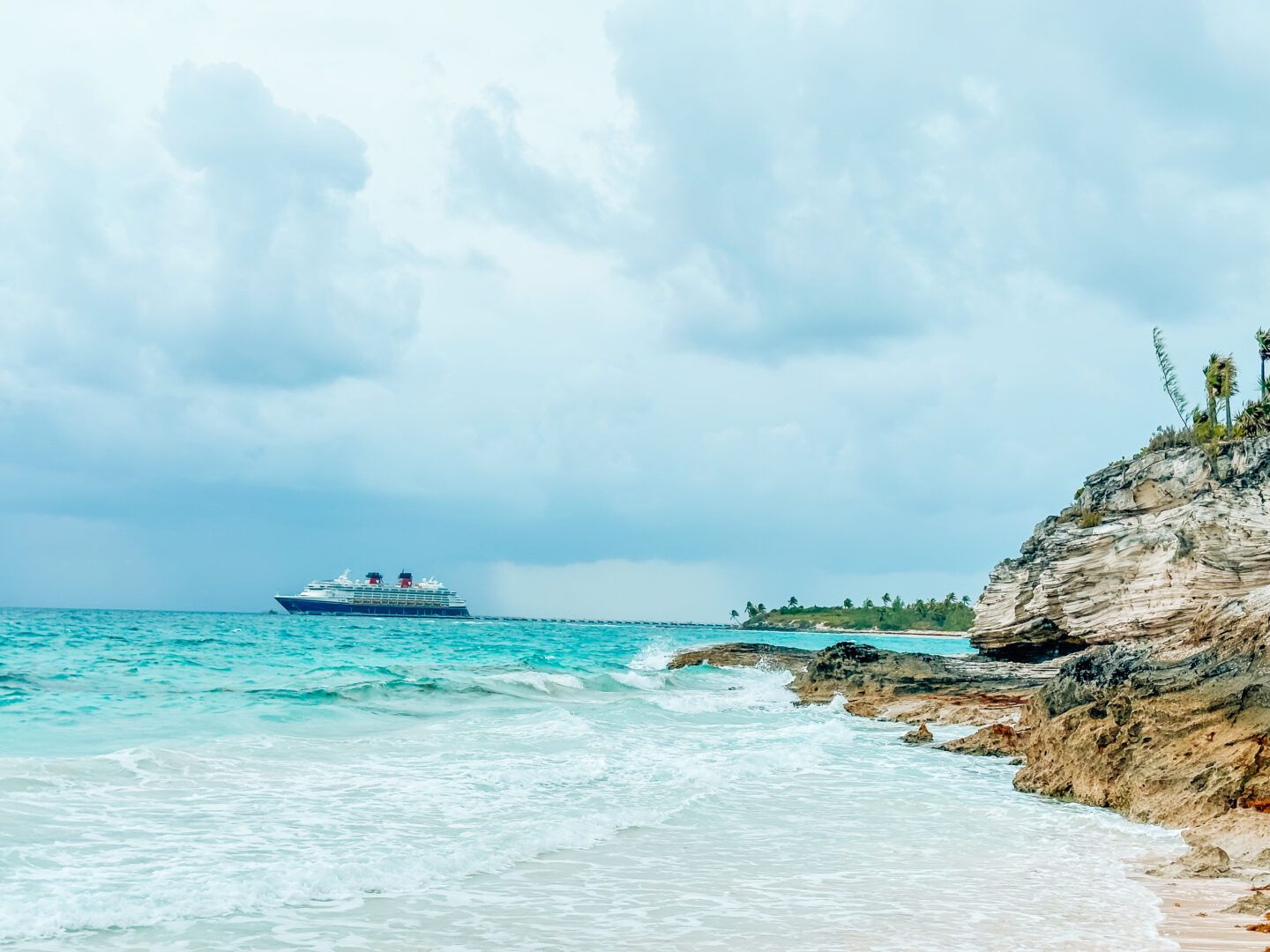 Disney Magic Cruise ship seen from Lighthouse Point at Disney's Lookout Cay