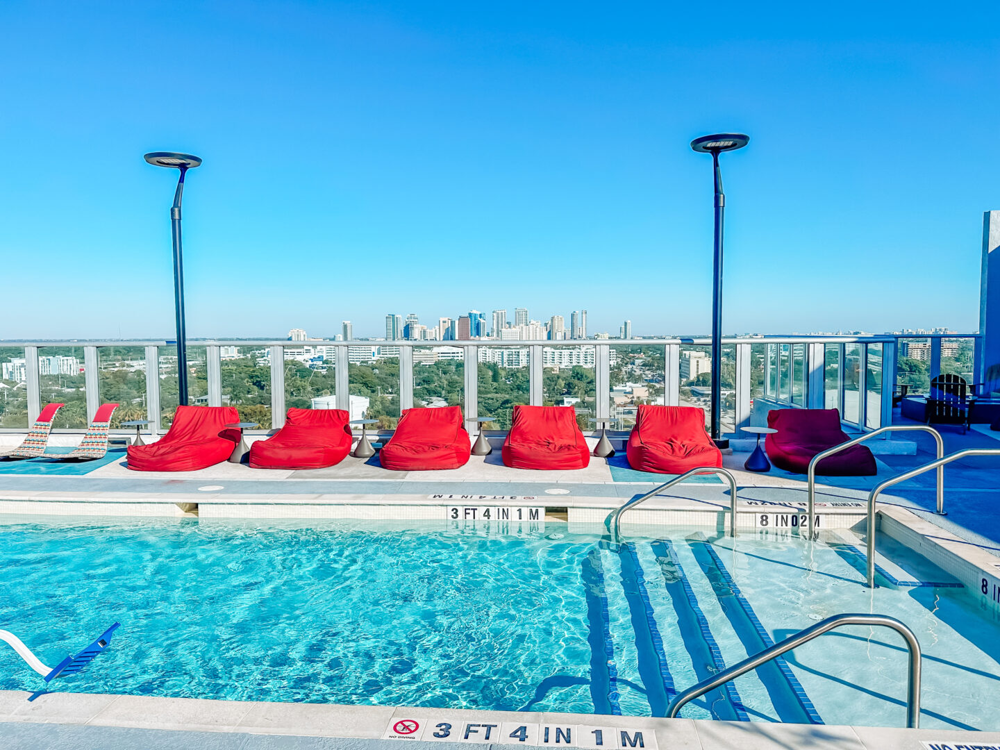 Aloft Airport Hotel Fort Lauderdale Rooftop pool